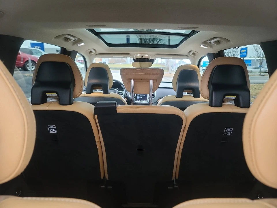 2016 Volvo XC90 2nd Gen - Image 15 of 21