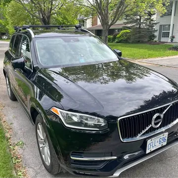 2016 Volvo XC90 T6 Momentum