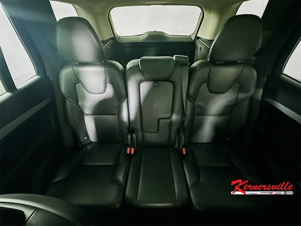 2016 Volvo XC90 2nd Gen - Image 13 of 21