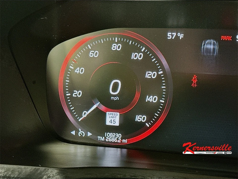 2016 Volvo XC90 2nd Gen - Image 15 of 21