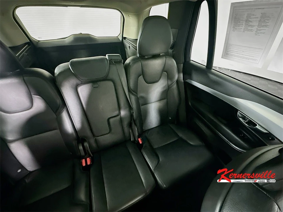 2016 Volvo XC90 2nd Gen - Image 14 of 21
