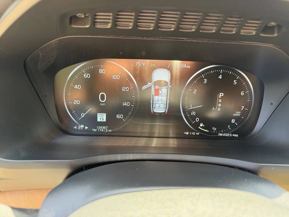 2016 Volvo XC90 2nd Gen - Image 11 of 21