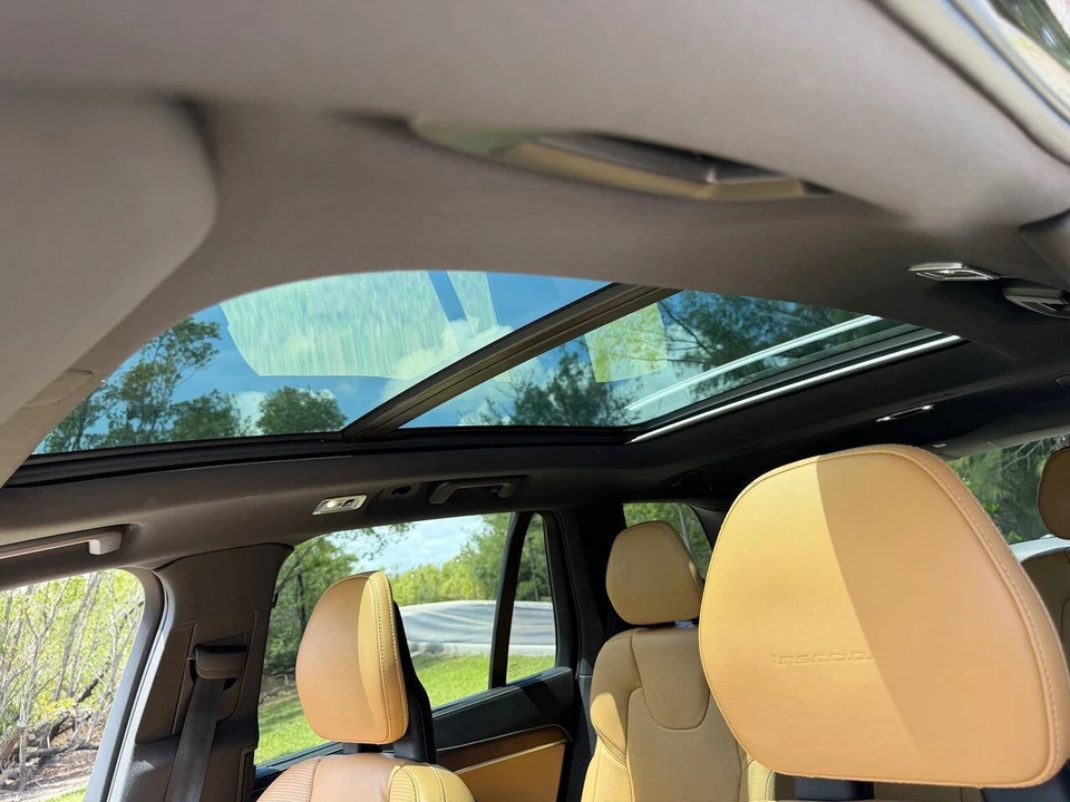 2016 Volvo XC90 2nd Gen - Image 18 of 21
