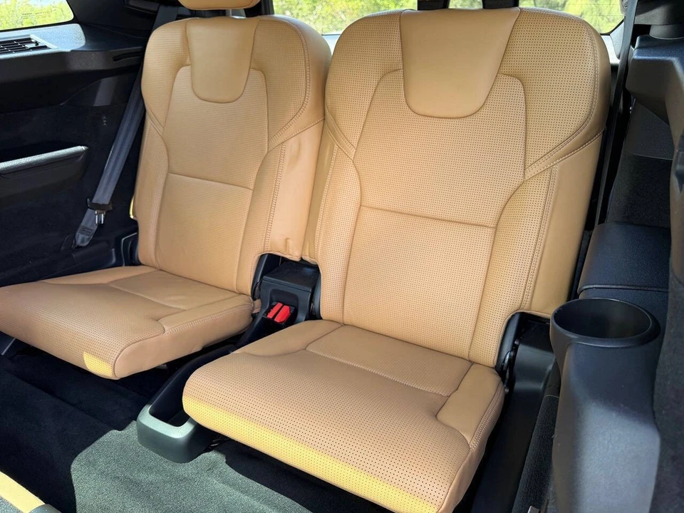 2016 Volvo XC90 2nd Gen - Image 19 of 21