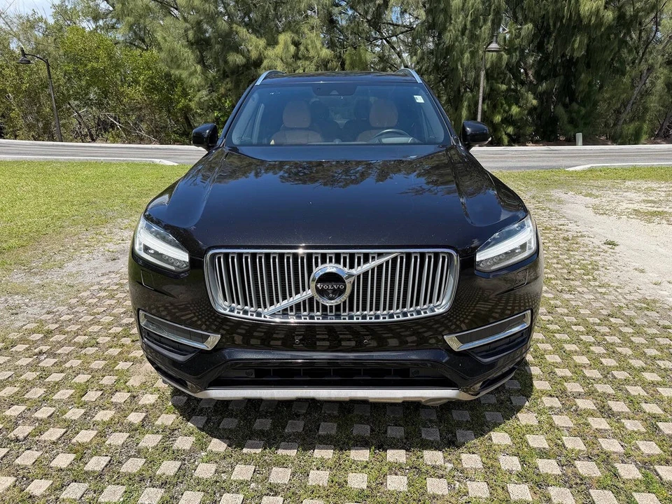 2016 Volvo XC90 2nd Gen - Image 2 of 21