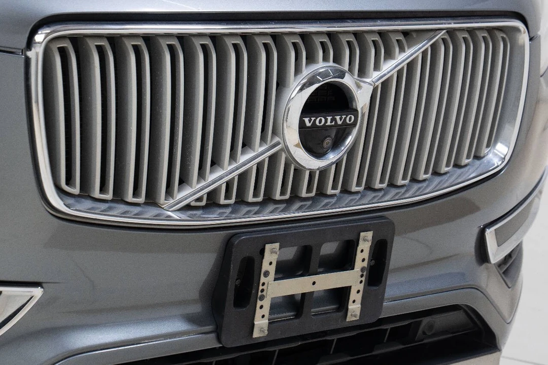 2016 Volvo XC90 2nd Gen - Image 9 of 12