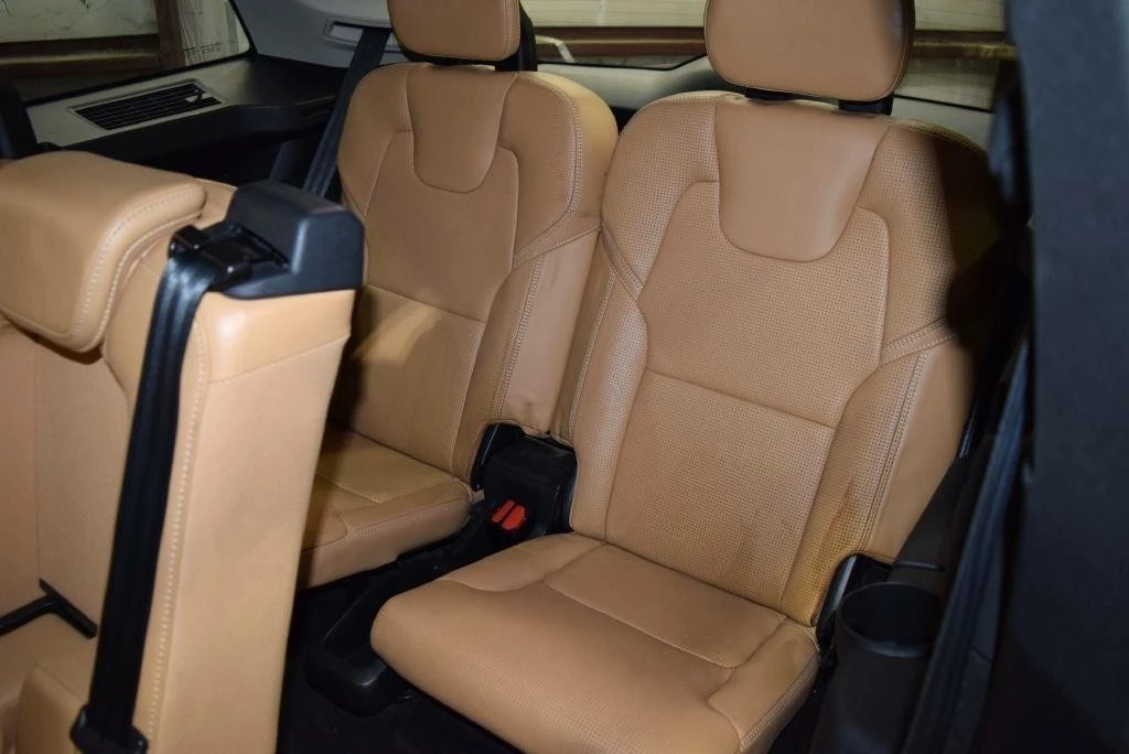 2016 Volvo XC90 2nd Gen - Image 16 of 21