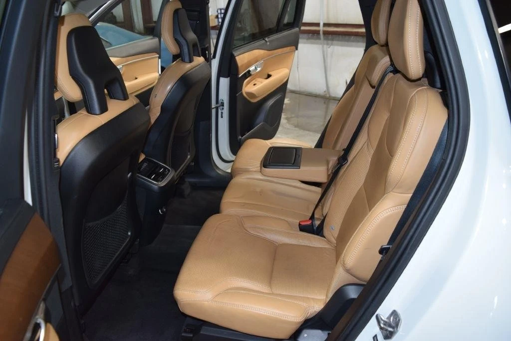 2016 Volvo XC90 2nd Gen - Image 17 of 21
