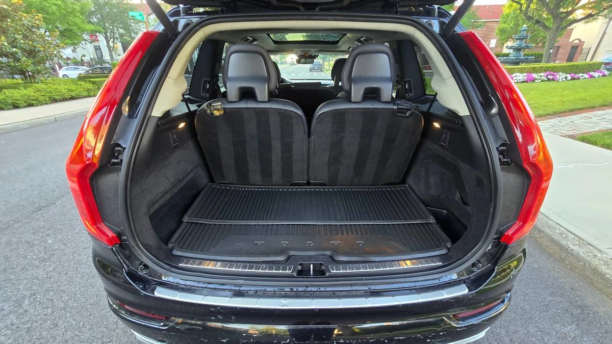 2017 Volvo XC90 2nd Gen - Image 12 of 17