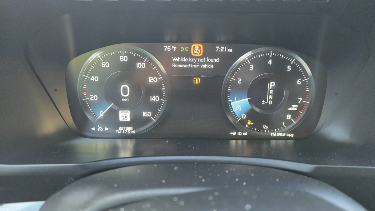 2017 Volvo XC90 2nd Gen - Image 17 of 17
