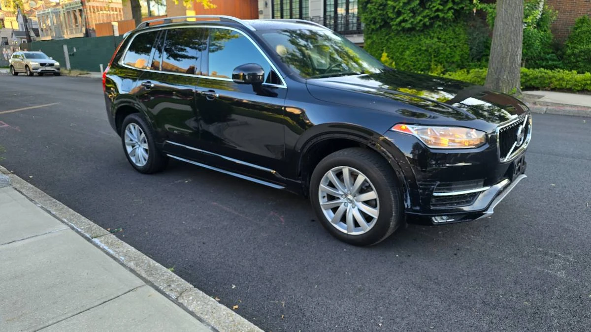 2017 Volvo XC90 2nd Gen - Image 5 of 17