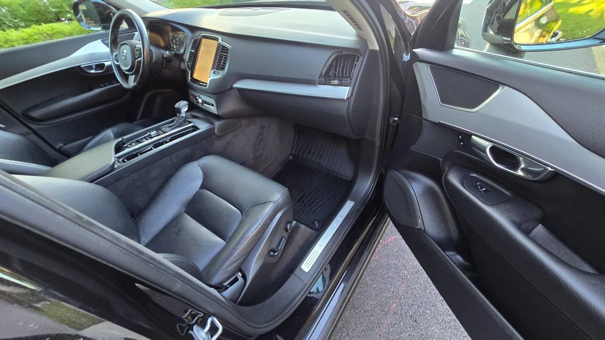 2017 Volvo XC90 2nd Gen - Image 15 of 17