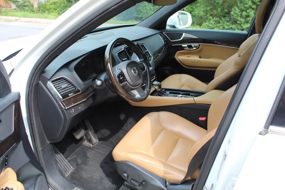 2016 Volvo XC90 2nd Gen - Image 3 of 16