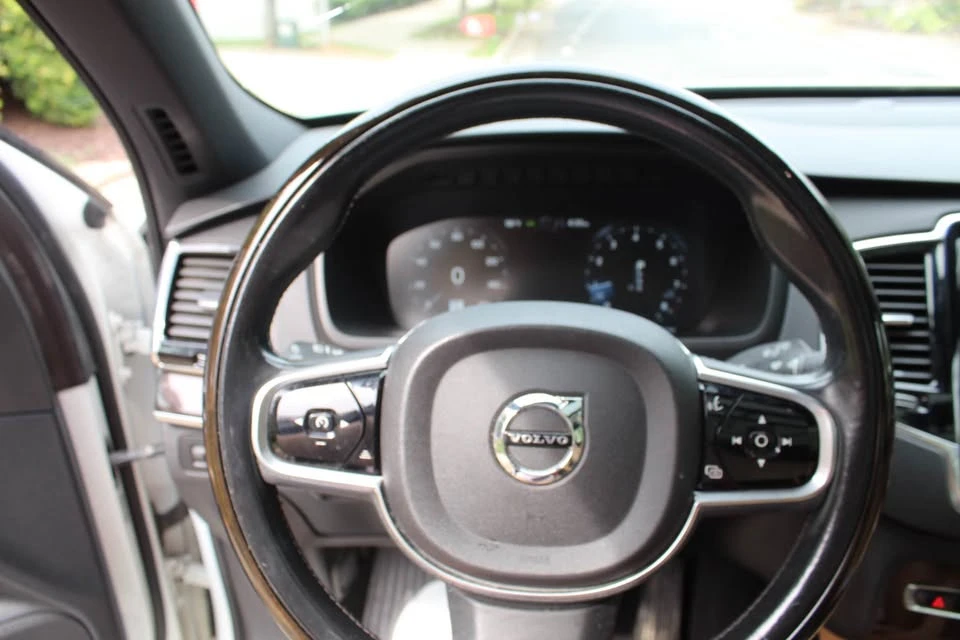 2016 Volvo XC90 2nd Gen - Image 5 of 16