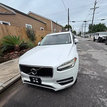 2016 Volvo XC90 T6 Momentum Sport Utility 4D