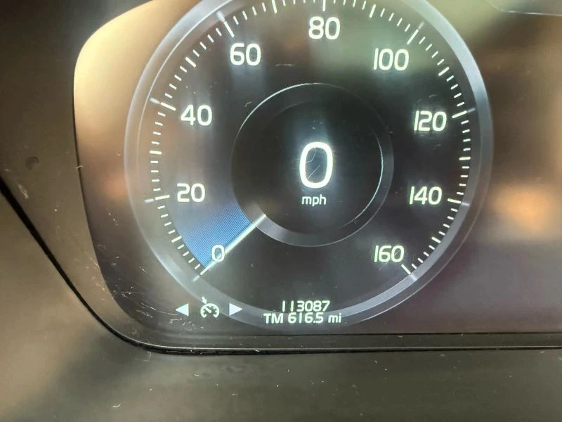 2016 Volvo XC90 2nd Gen - Image 11 of 12