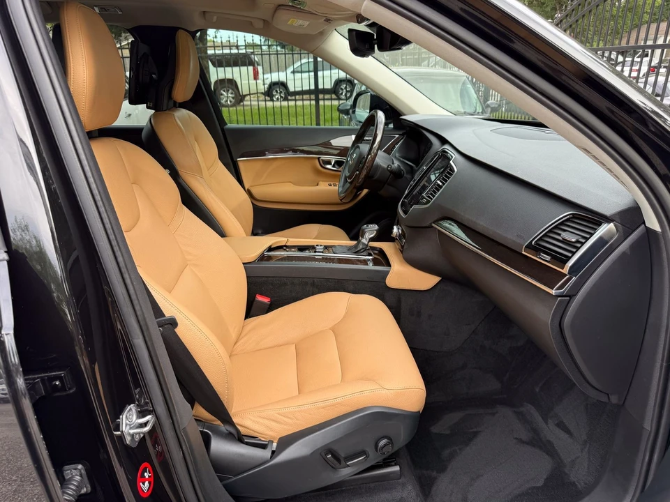 2016 Volvo XC90 2nd Gen - Image 11 of 12