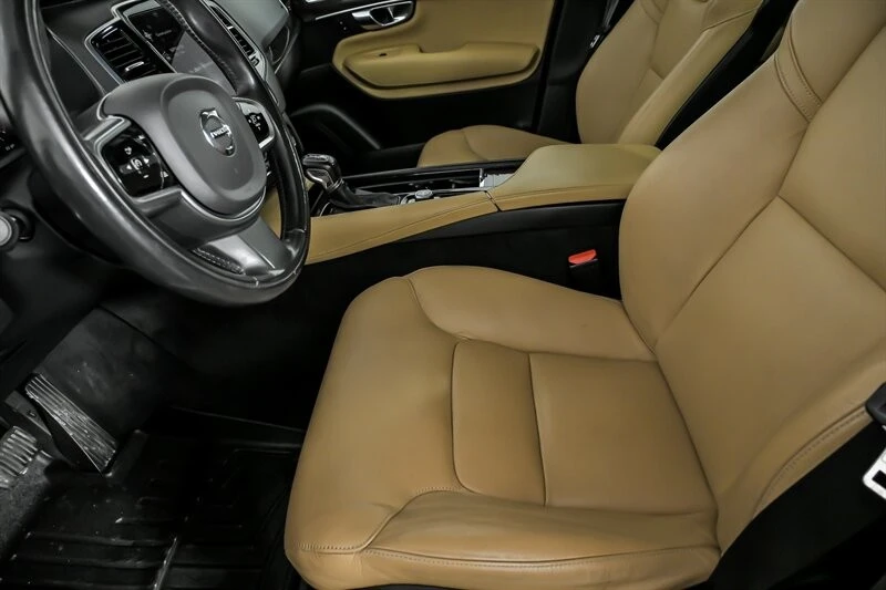 2016 Volvo XC90 2nd Gen - Image 18 of 21