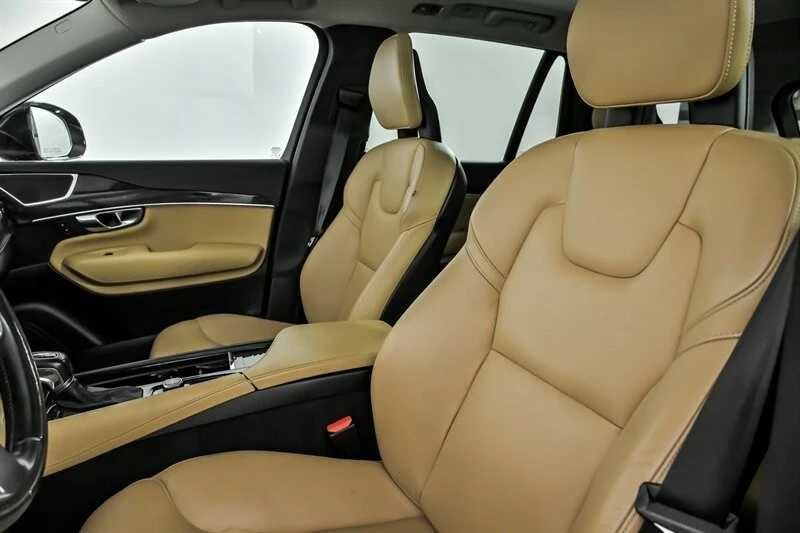 2016 Volvo XC90 2nd Gen - Image 19 of 21