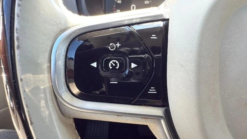 2016 Volvo XC90 2nd Gen - Image 12 of 12