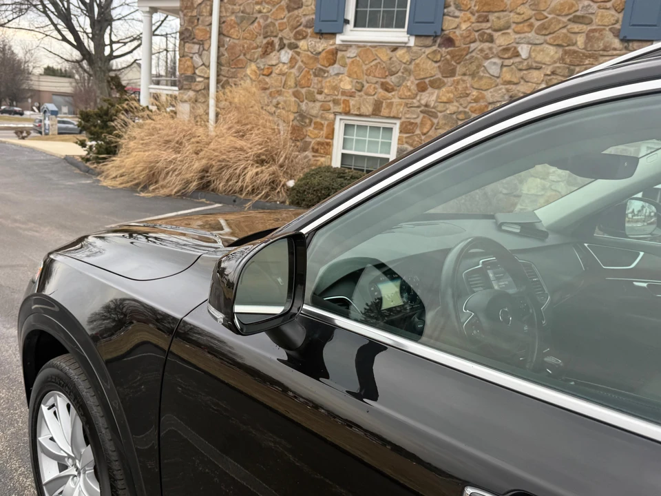 2016 Volvo XC90 2nd Gen - Image 29 of 31