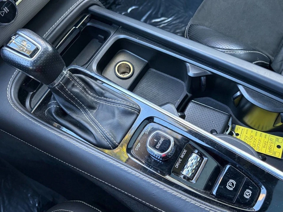2016 Volvo XC90 2nd Gen - Image 20 of 21