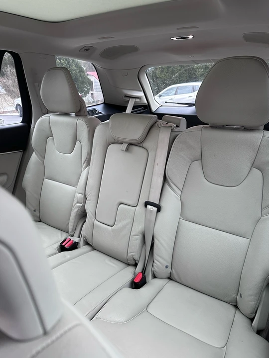 2016 Volvo XC90 2nd Gen - Image 11 of 14