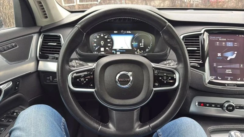 2016 Volvo XC90 2nd Gen - Image 10 of 12