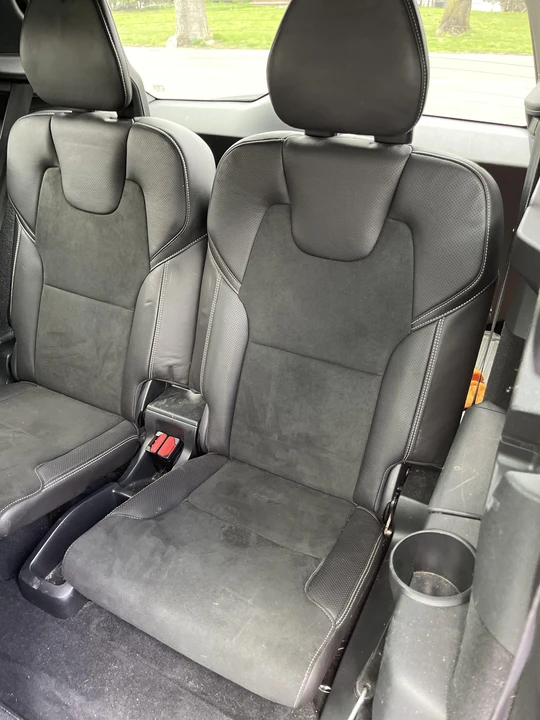 2016 Volvo XC90 2nd Gen - Image 29 of 31