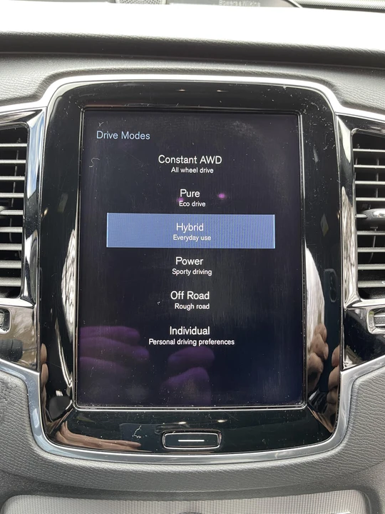 2016 Volvo XC90 2nd Gen - Image 31 of 31