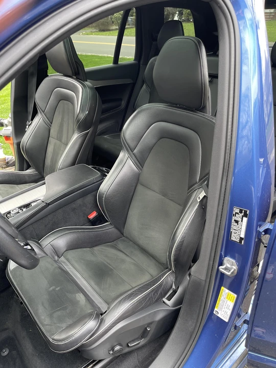 2016 Volvo XC90 2nd Gen - Image 22 of 31