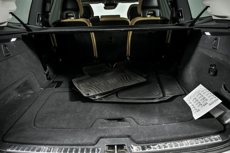 2016 Volvo XC90 2nd Gen - Image 13 of 21
