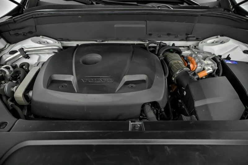 2016 Volvo XC90 2nd Gen - Image 14 of 21