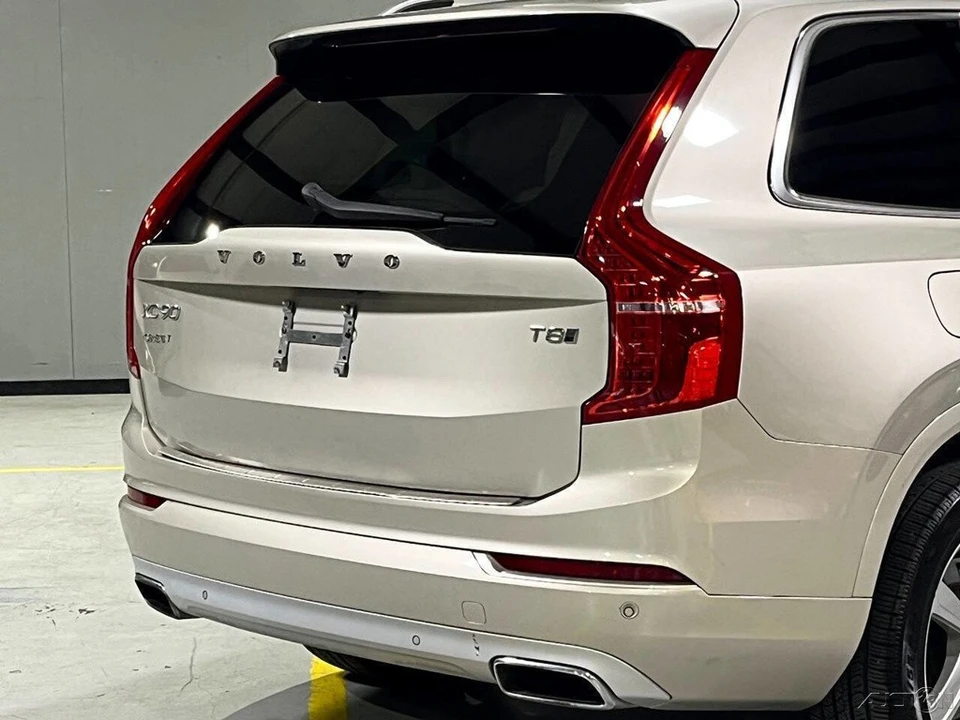 2016 Volvo XC90 2nd Gen - Image 8 of 21