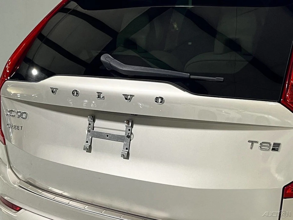 2016 Volvo XC90 2nd Gen - Image 9 of 21