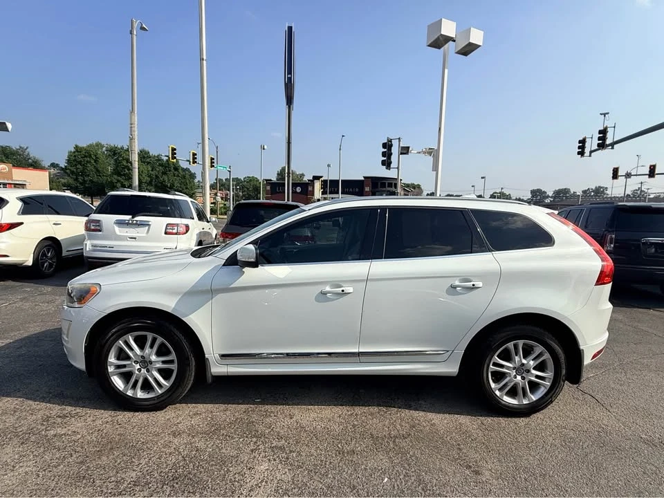 2016 Volvo XC60 1st Gen - Image 8 of 20