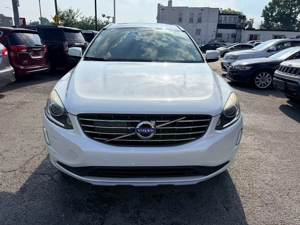 2016 Volvo XC60 1st Gen - Image 2 of 20