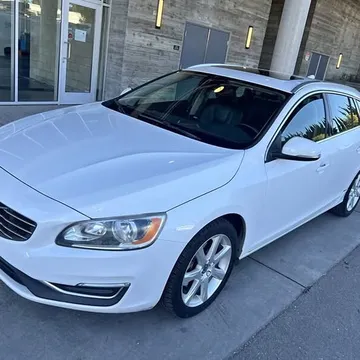 2016 Volvo V60 T5 Drive-E Premier