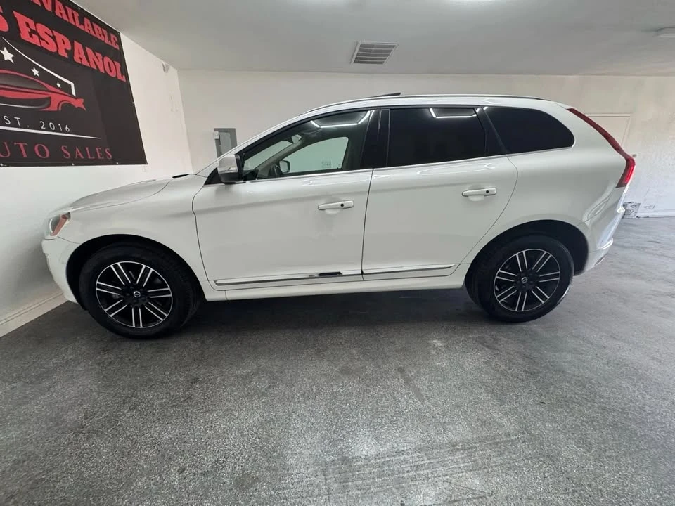 2016 Volvo XC60 1st Gen - Image 5 of 20