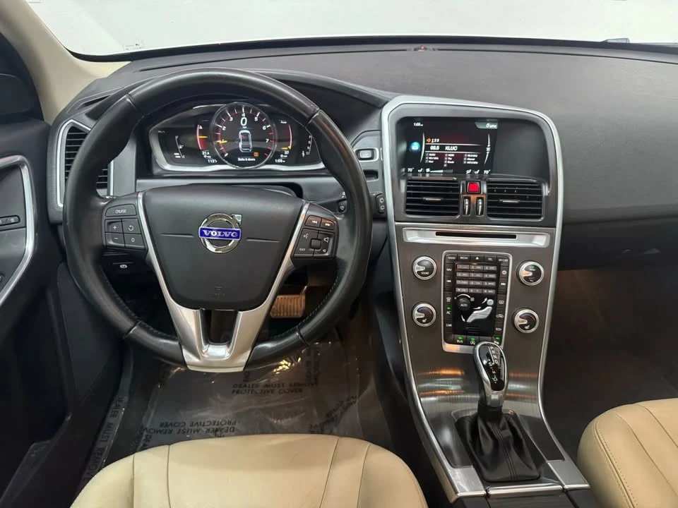 2016 Volvo XC60 1st Gen - Image 11 of 20