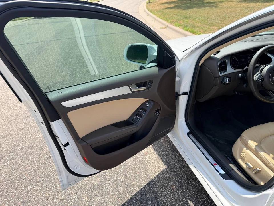 2016 Audi B9 A4 - Image 8 of 9