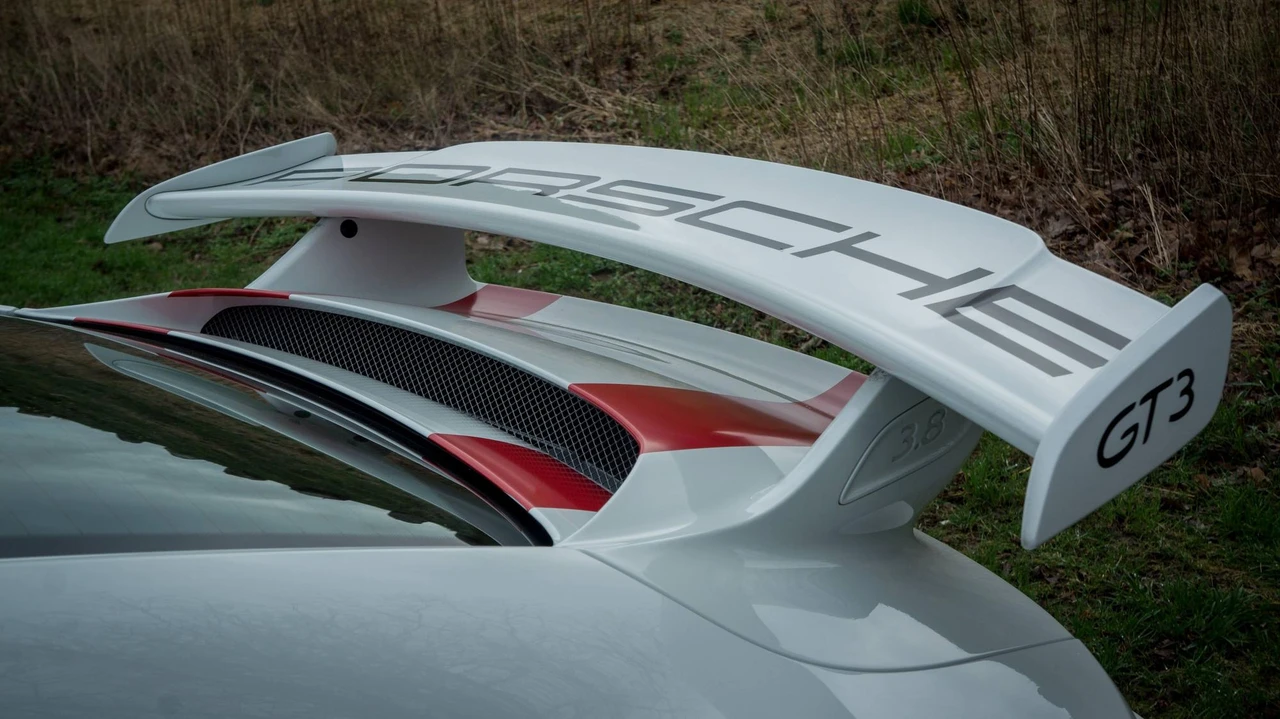 2016 Porsche 991 GT3 - Image 5 of 27