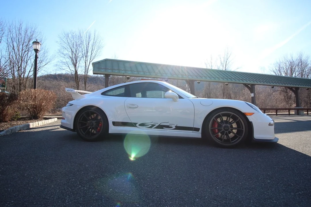 2016 Porsche 991 GT3 - Image 3 of 27