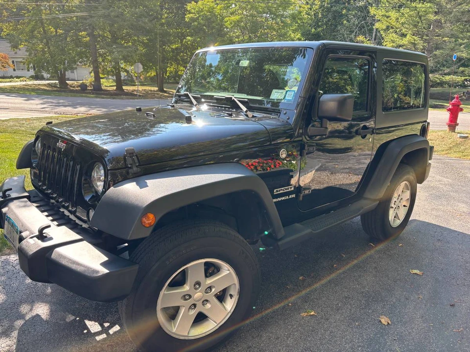 2016 Jeep JK Wrangler - Image 2 of 8