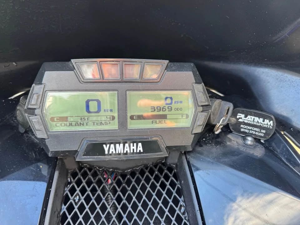 2016 Yamaha YZF - Image 10 of 11