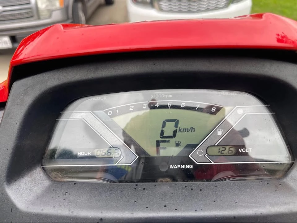 2016 Yamaha - Image 8 of 11