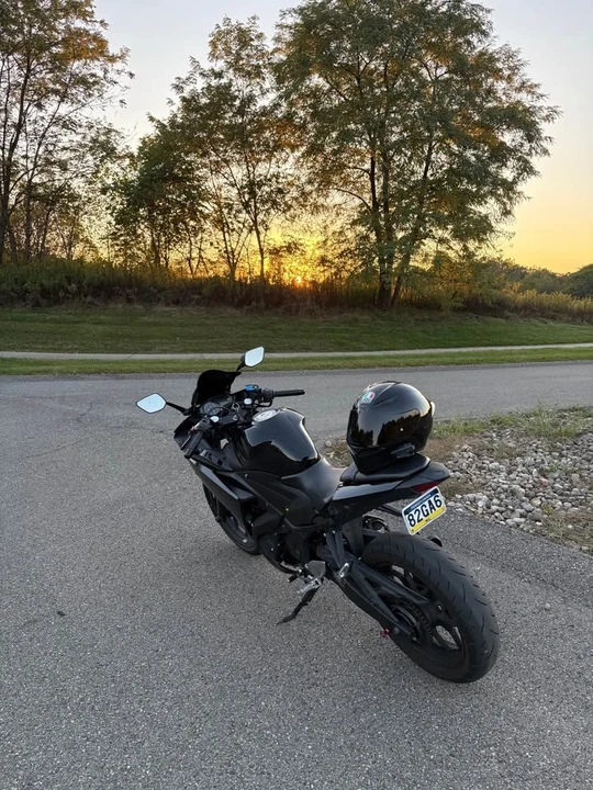 2016 Yamaha YZF - Image 4 of 4