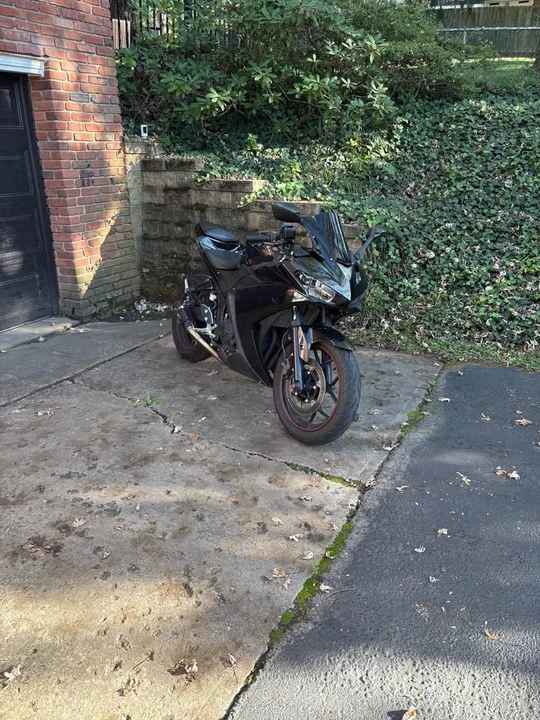 2016 Yamaha YZF - Image 2 of 4