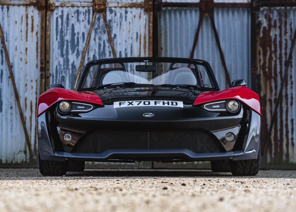 2016 Zenos - Image 12 of 31