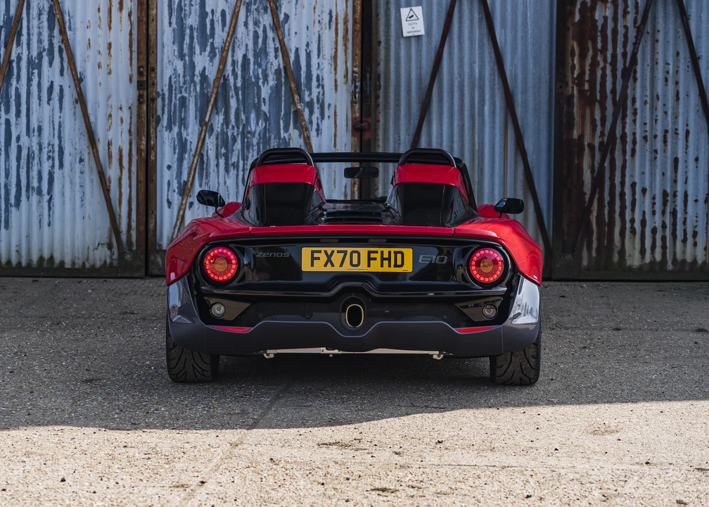 2016 Zenos - Image 8 of 31